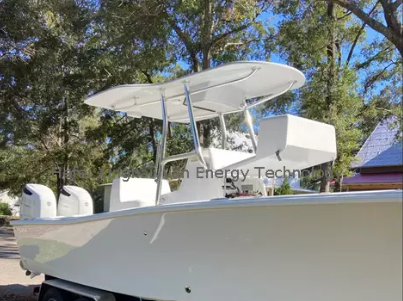 Этот навес, созданный из пластика с коррозией, устойчивым к устойчивости из стекловолокна (FRP), является устойчивым к коррозии, ультрафиолетовым и очень прочным, обеспечивая долгосрочную производительность в суровых наружных условиях, таких как морские или бездорожные условия.