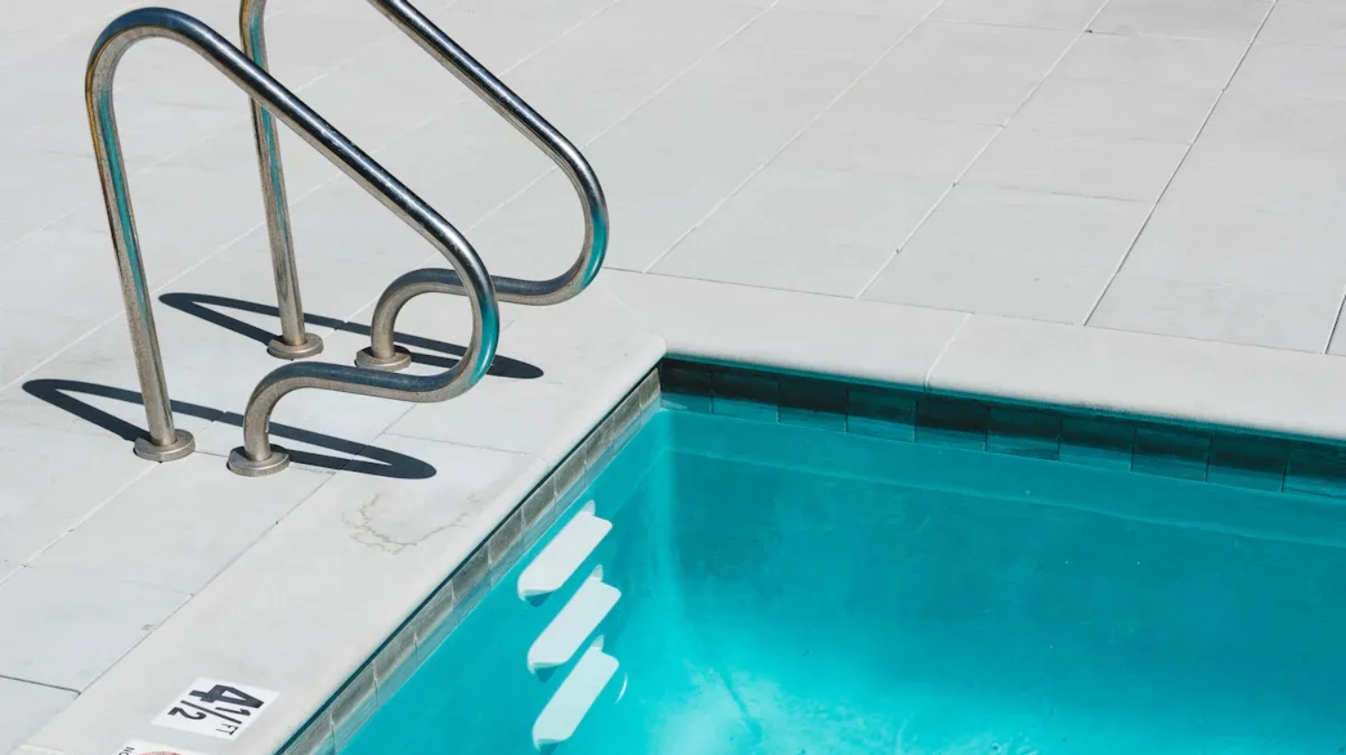 Являются ли бассейны из стекловолокна хорошими